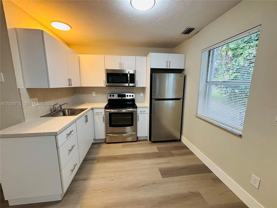 1011 Sw 8th St #D - Photo 1 of 1