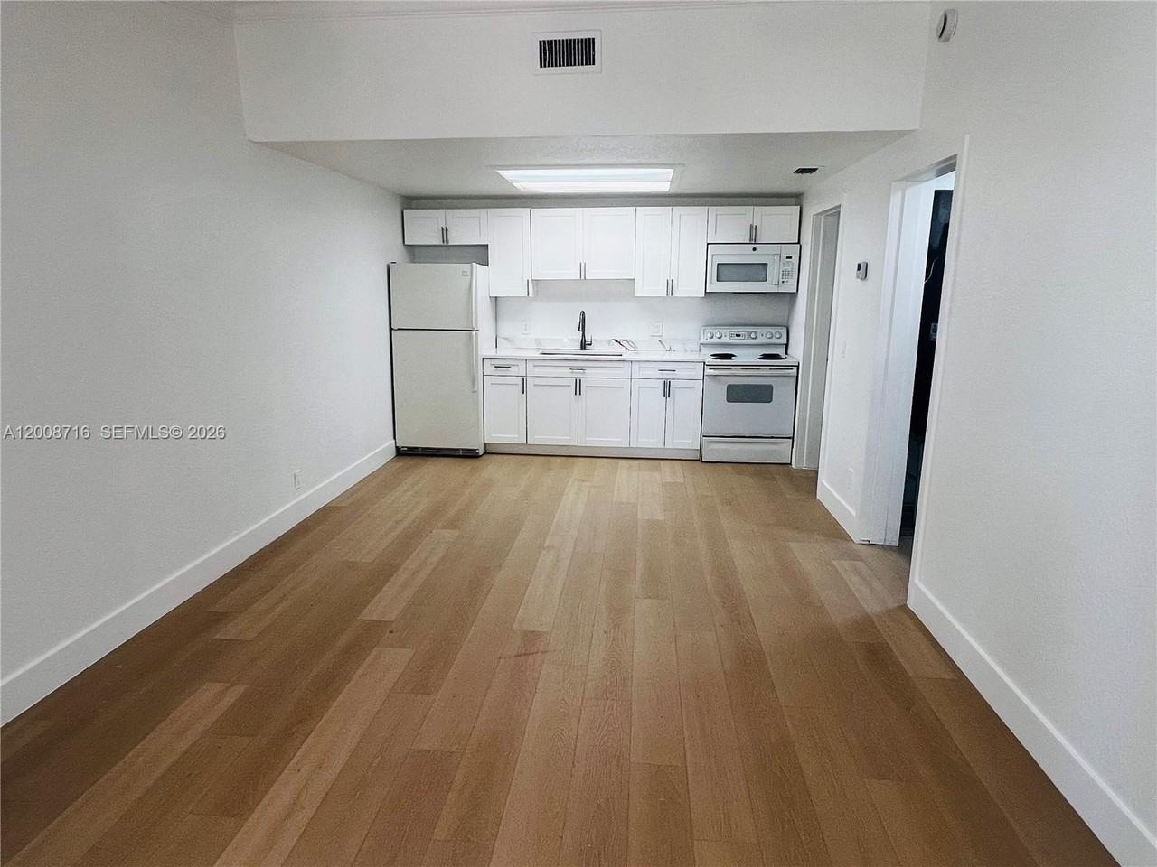 7124 Southgate Blvd #7124 - Photo 2 of 16