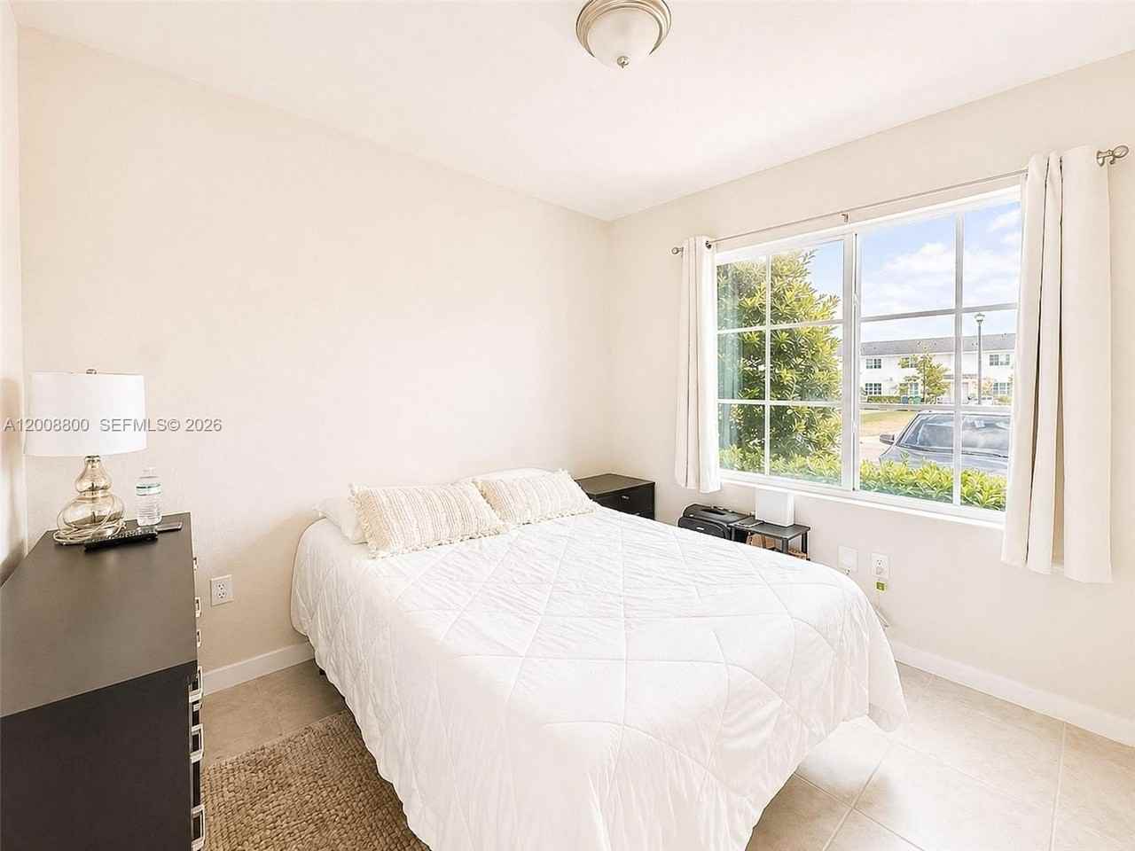 1041 Nw 5th St #1041 - Photo 2 of 23