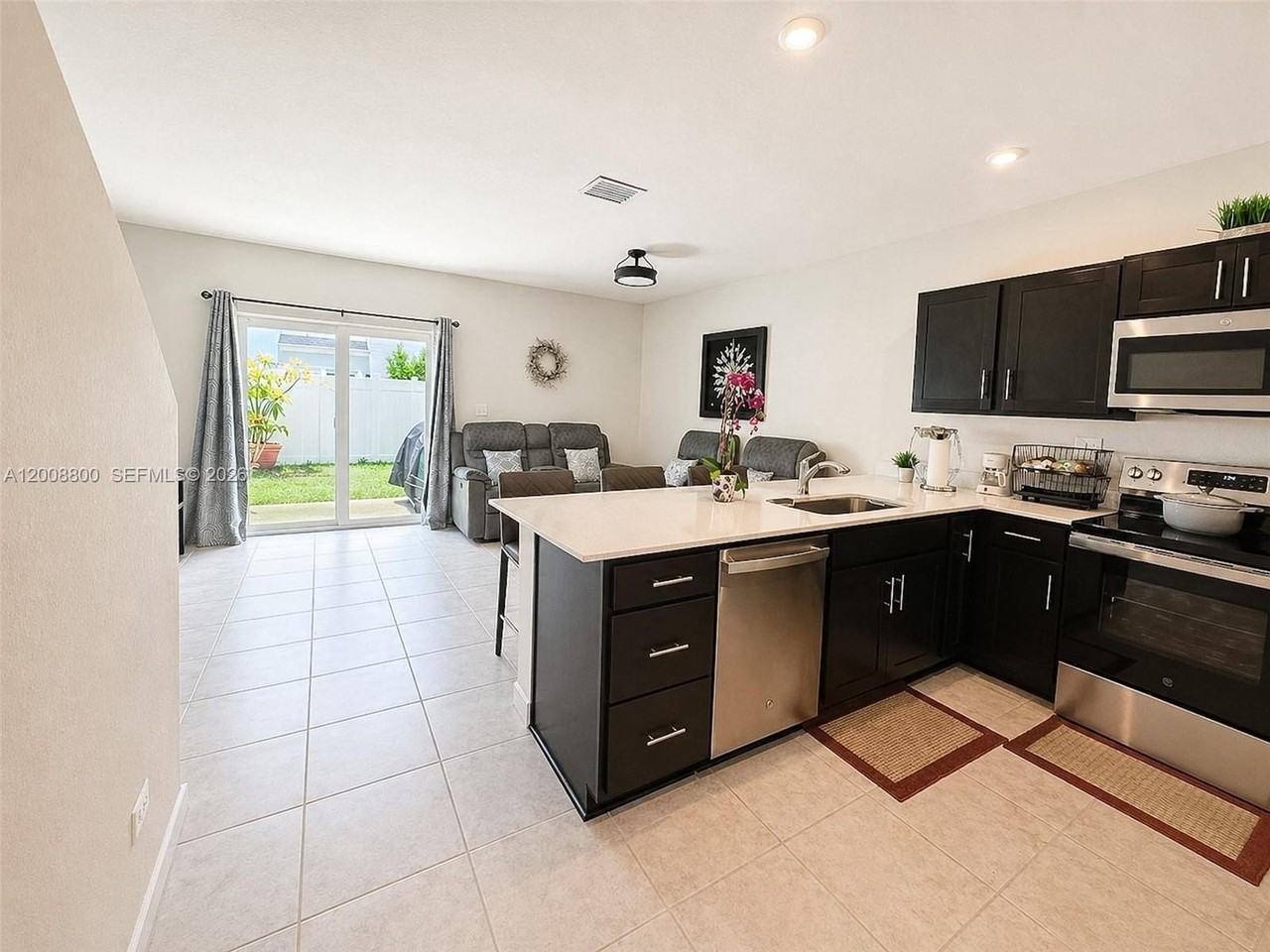1041 Nw 5th St #1041 - Photo 7 of 23