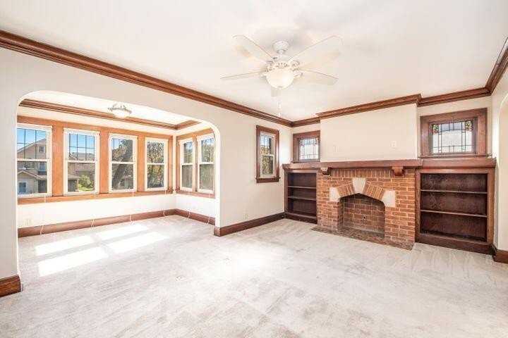 4217 N Newhall St #4219 - Photo 3 of 12