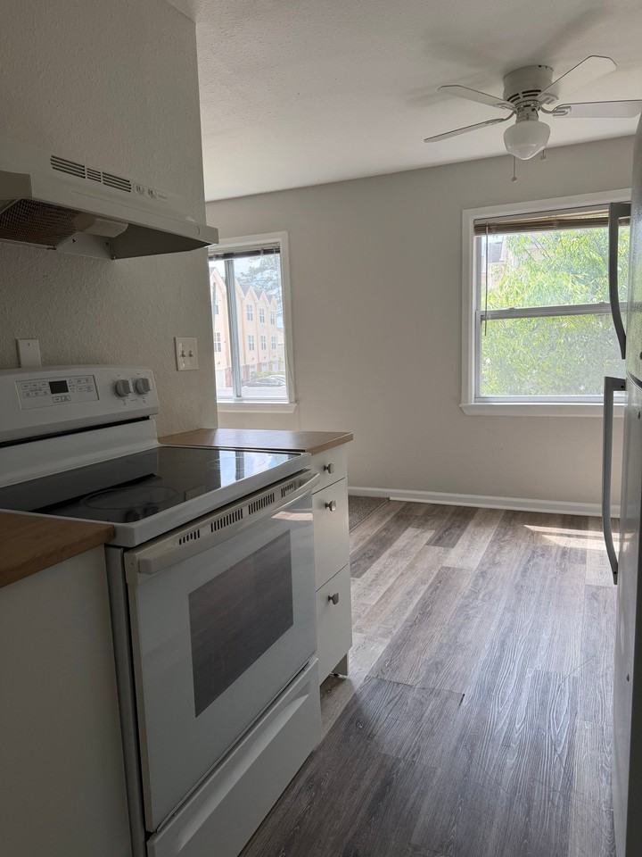 2412 Azalea Garden Rd #205 - Photo 5 of 10