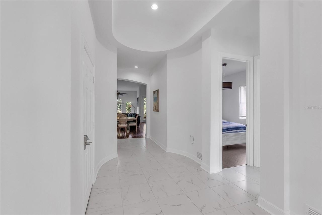 5469 46th Ct W - Photo 4 of 50