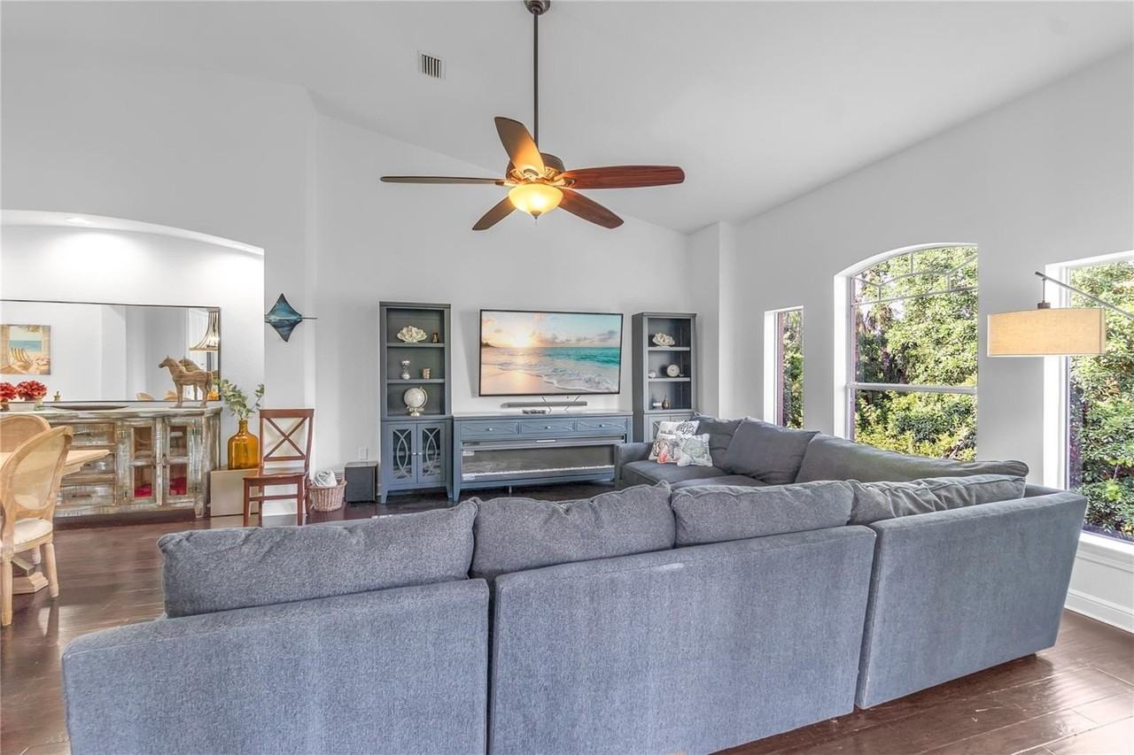 5469 46th Ct W - Photo 7 of 50