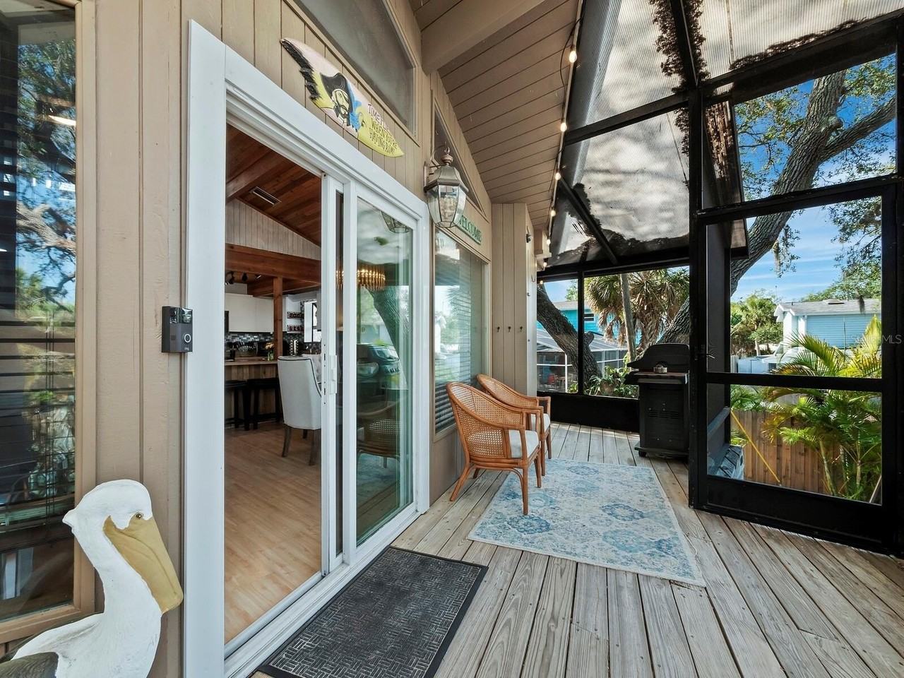 5141 Saint Albans Ave - Photo 4 of 29