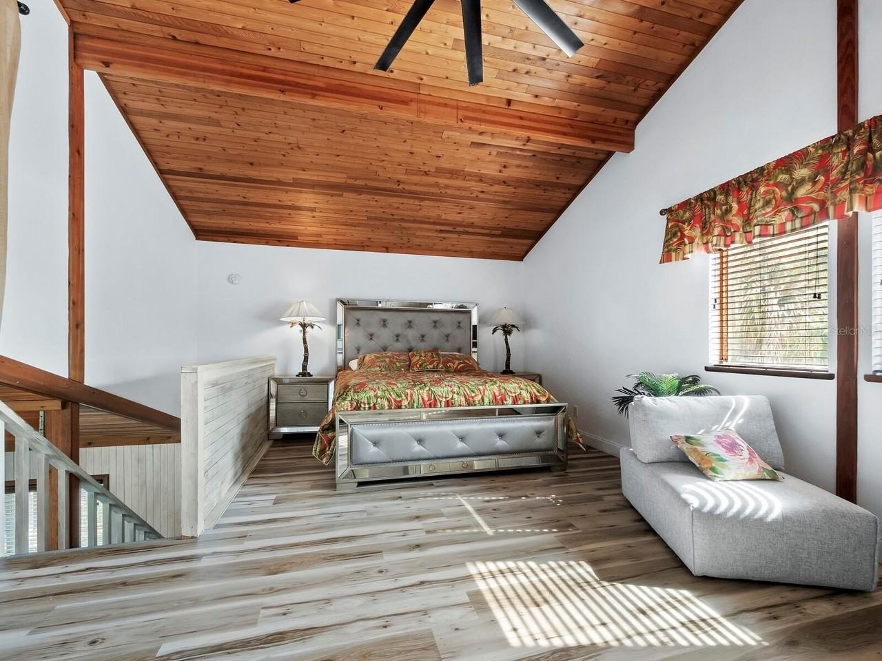 5141 Saint Albans Ave - Photo 5 of 29