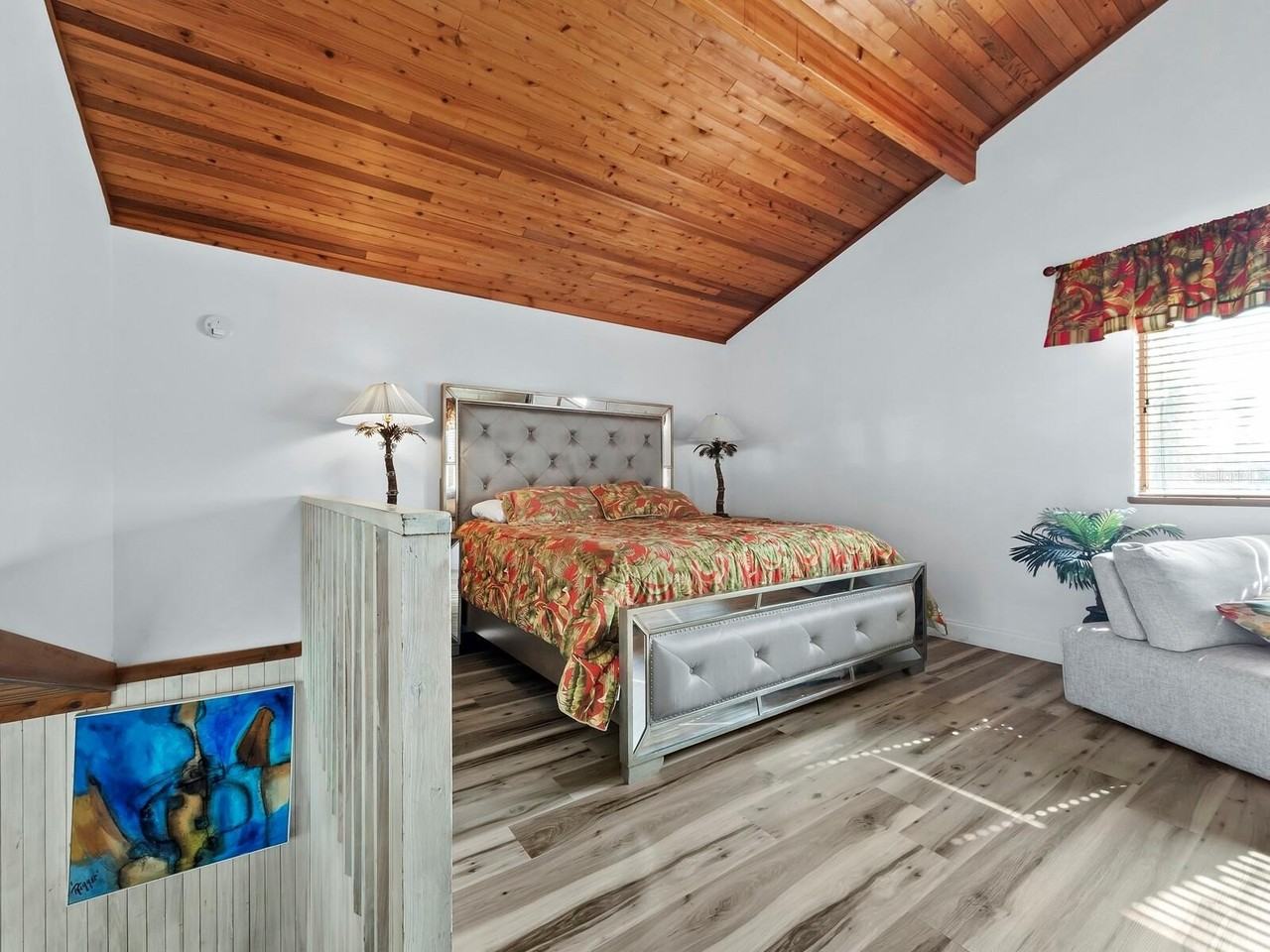 5141 Saint Albans Ave - Photo 7 of 29