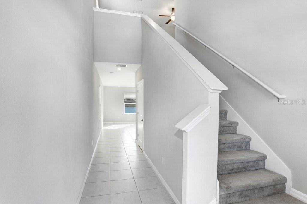 3160 Oyster Cove St - Photo 5 of 50