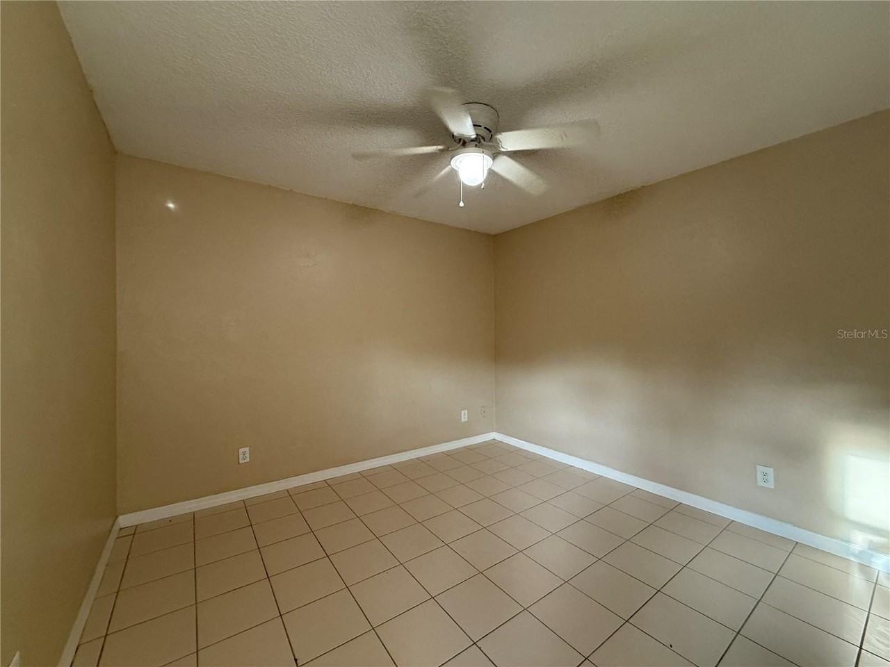 601 Hardy St #8 - Photo 5 of 6