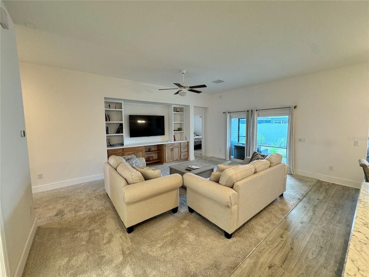 5822 Roudell Way - Photo 7 of 19