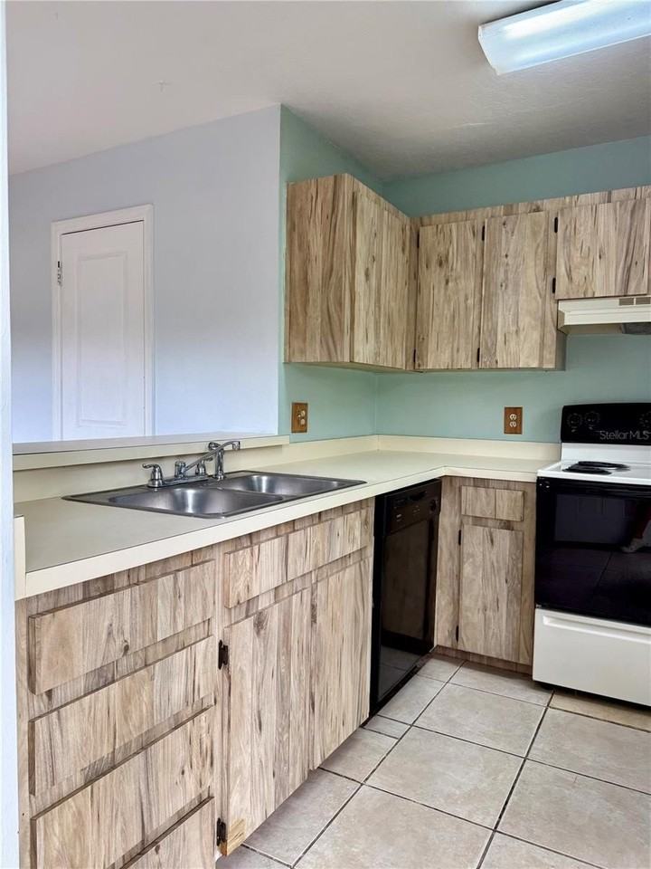 6264 Sw 8th Pl - Photo 2 of 22