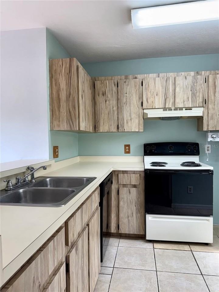 6264 Sw 8th Pl - Photo 6 of 22