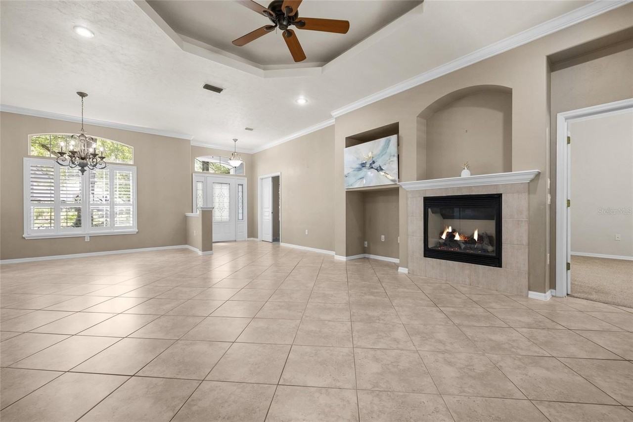 8336 Sw 8th Pl - Photo 6 of 34