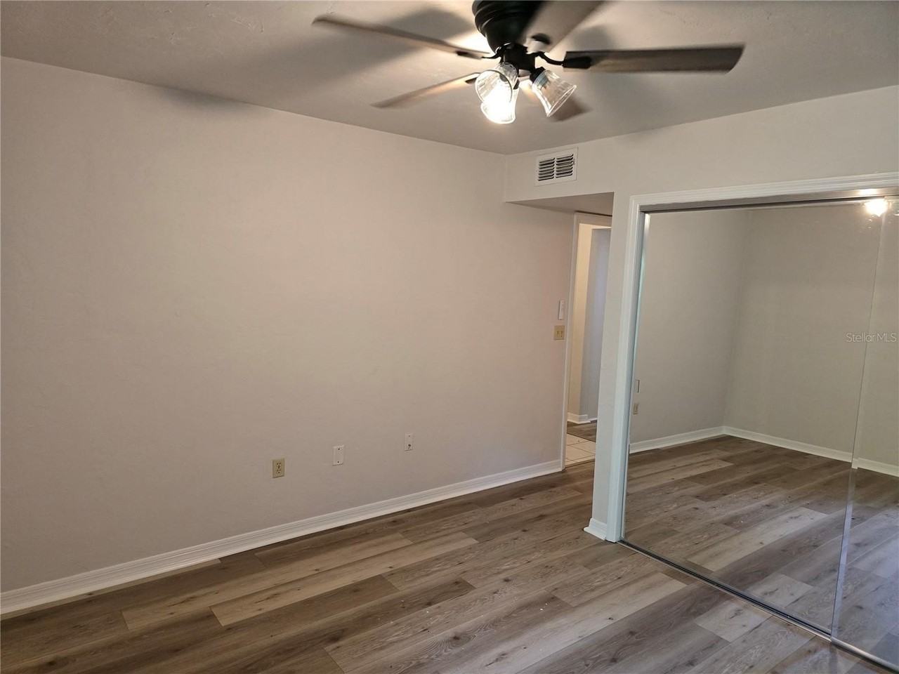 1224 Sw 16th Ave #F - Photo 7 of 13