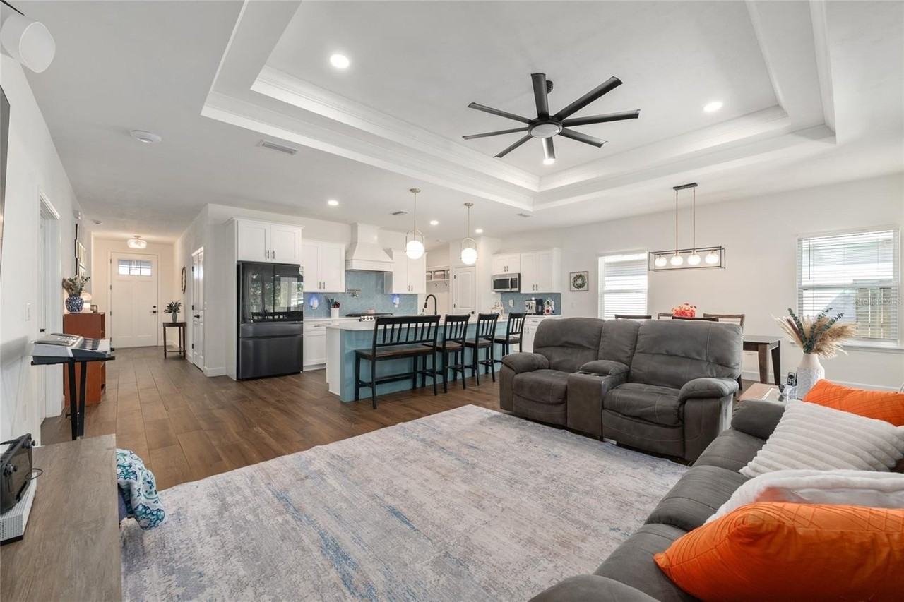 6659 Sw 12th Ln - Photo 5 of 33