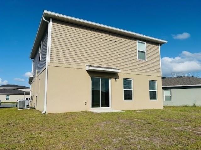 1623 Indiana Loop - Photo 2 of 18
