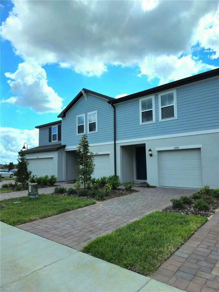 16305 Bird Of Paradise Ave - Photo 3 of 38