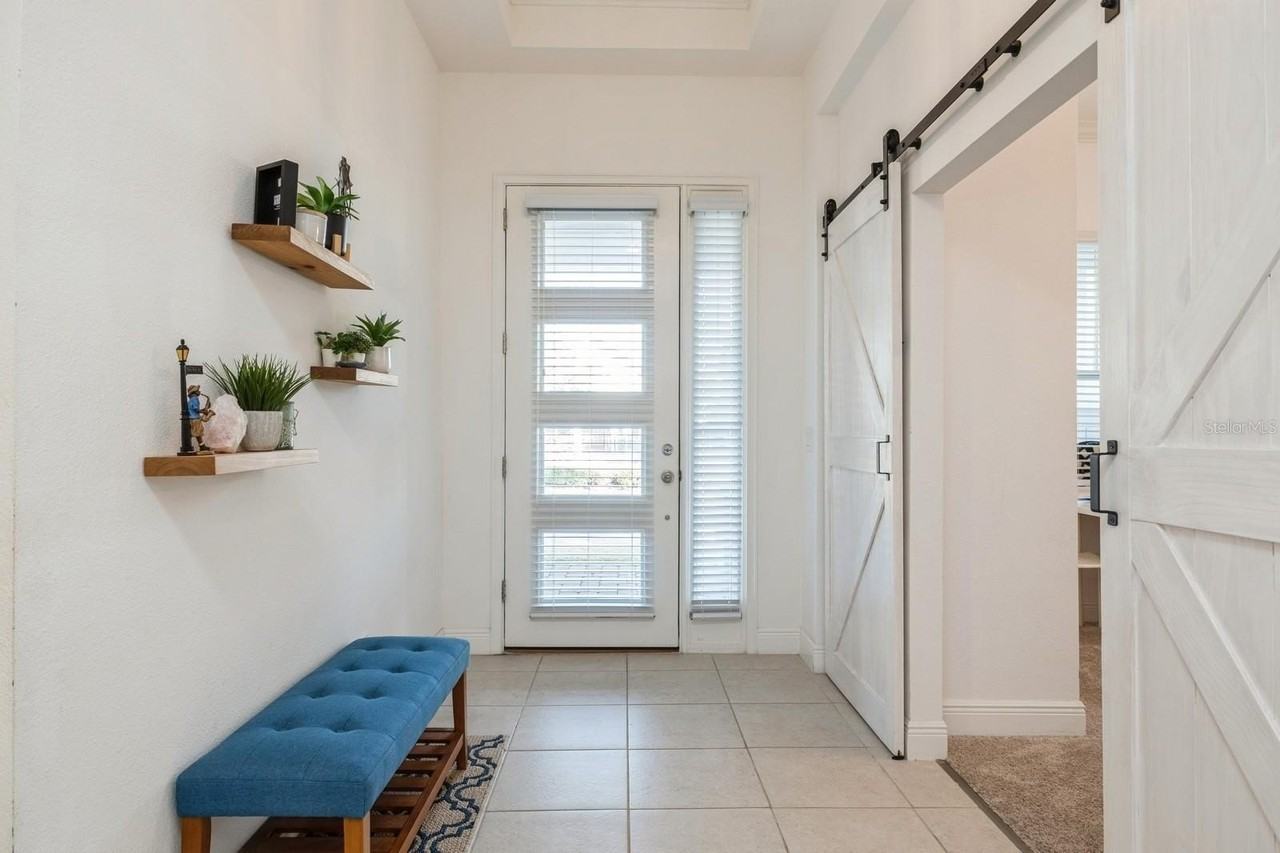 8017 Nemours Pkwy - Photo 7 of 31