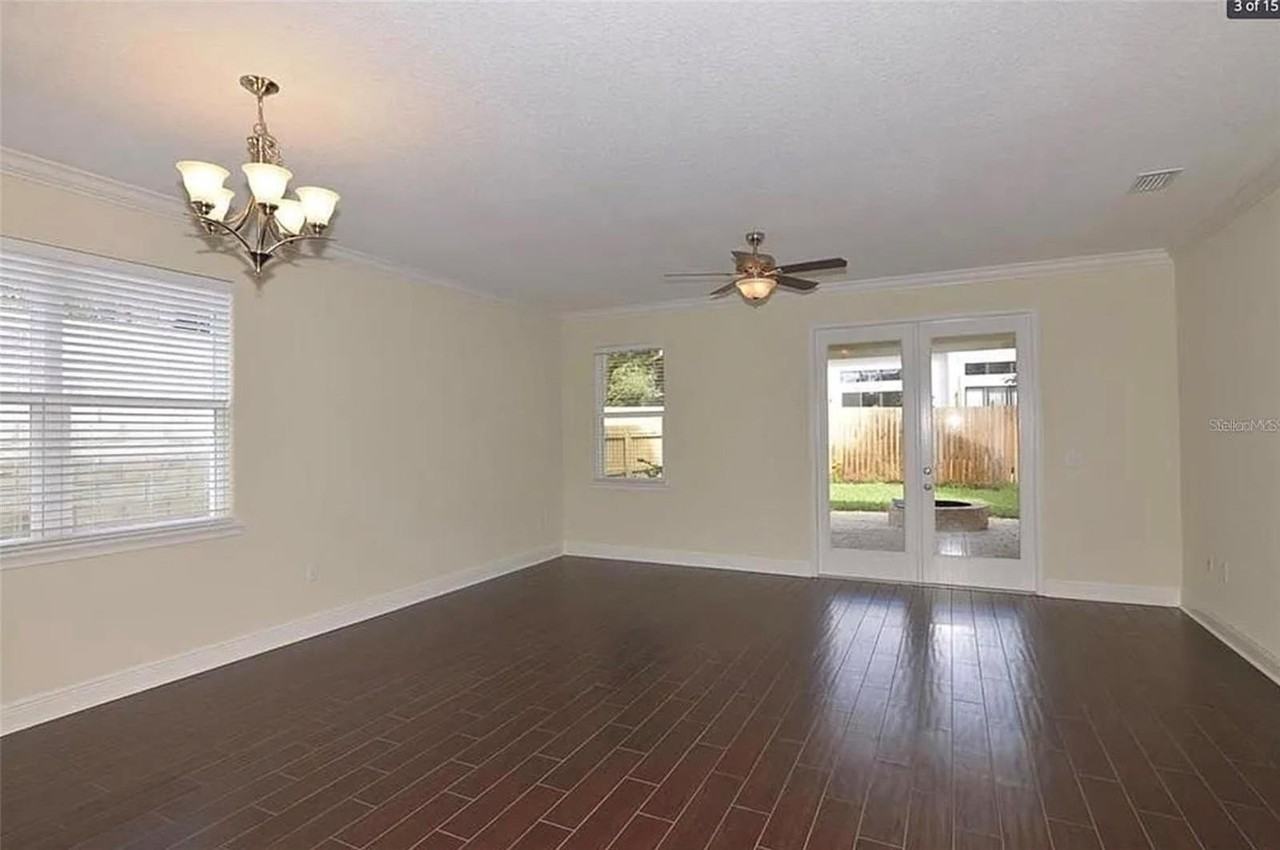 2822 E Jefferson St - Photo 3 of 15