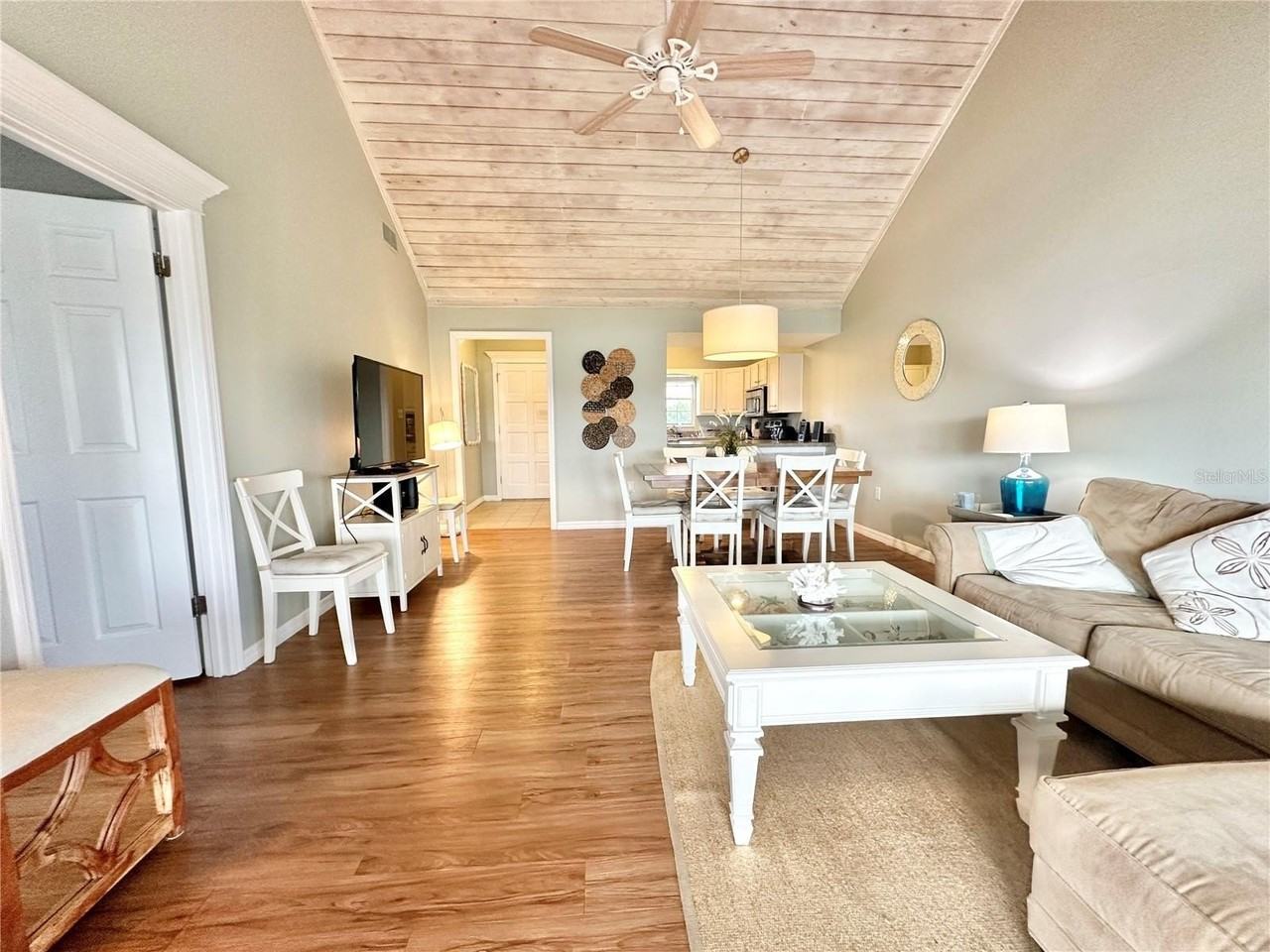 1096 Villa Ln #78 - Photo 4 of 21