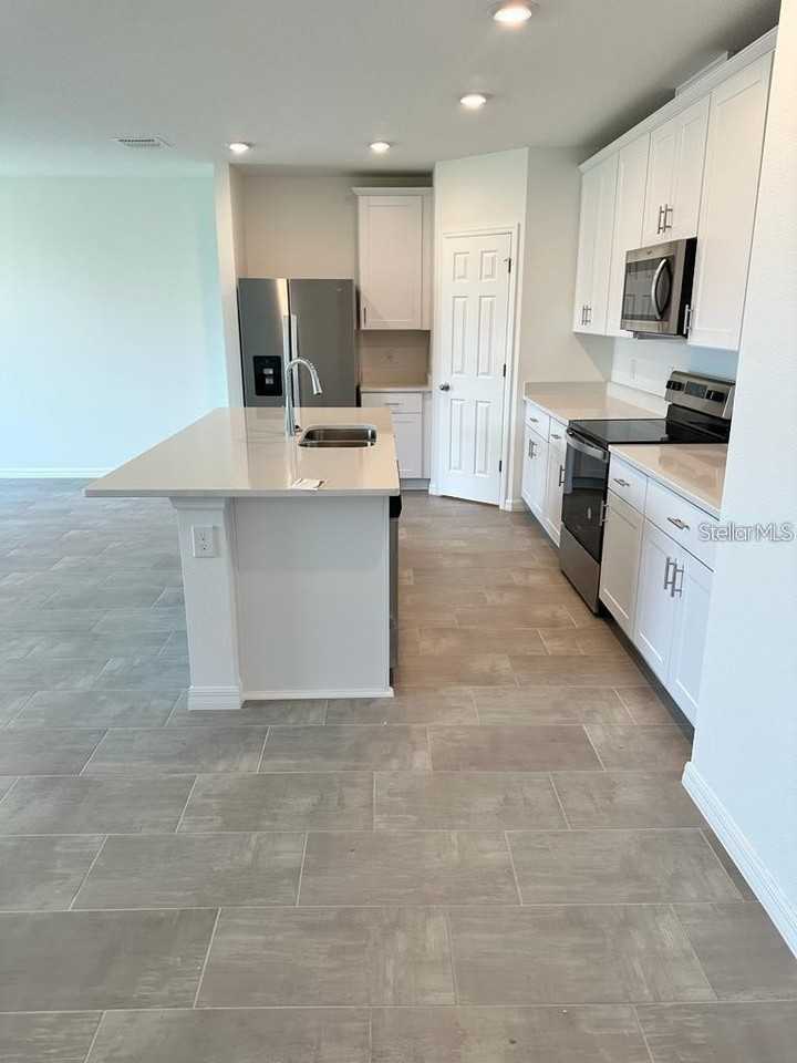 1776 Carnostie Rd - Photo 4 of 14