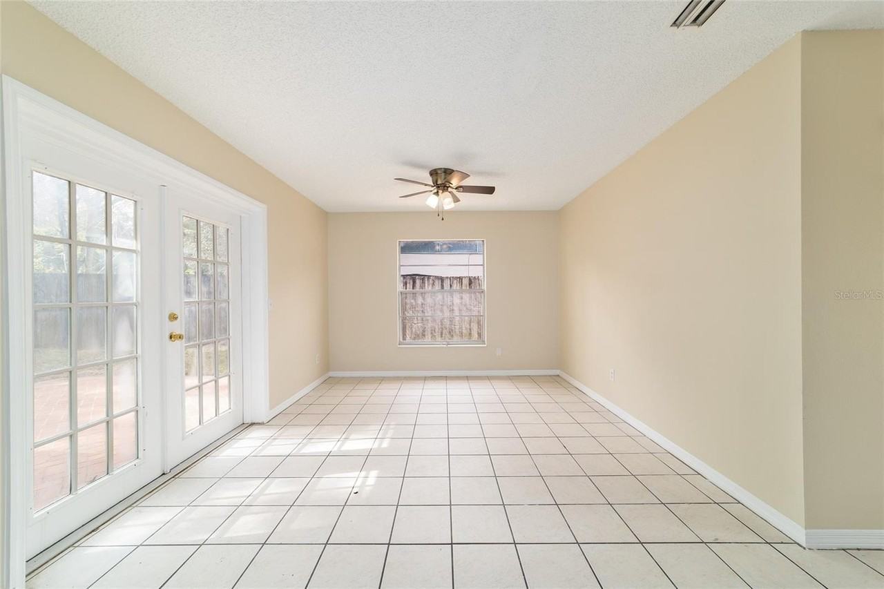 1810 Ne 29th Pl - Photo 4 of 14
