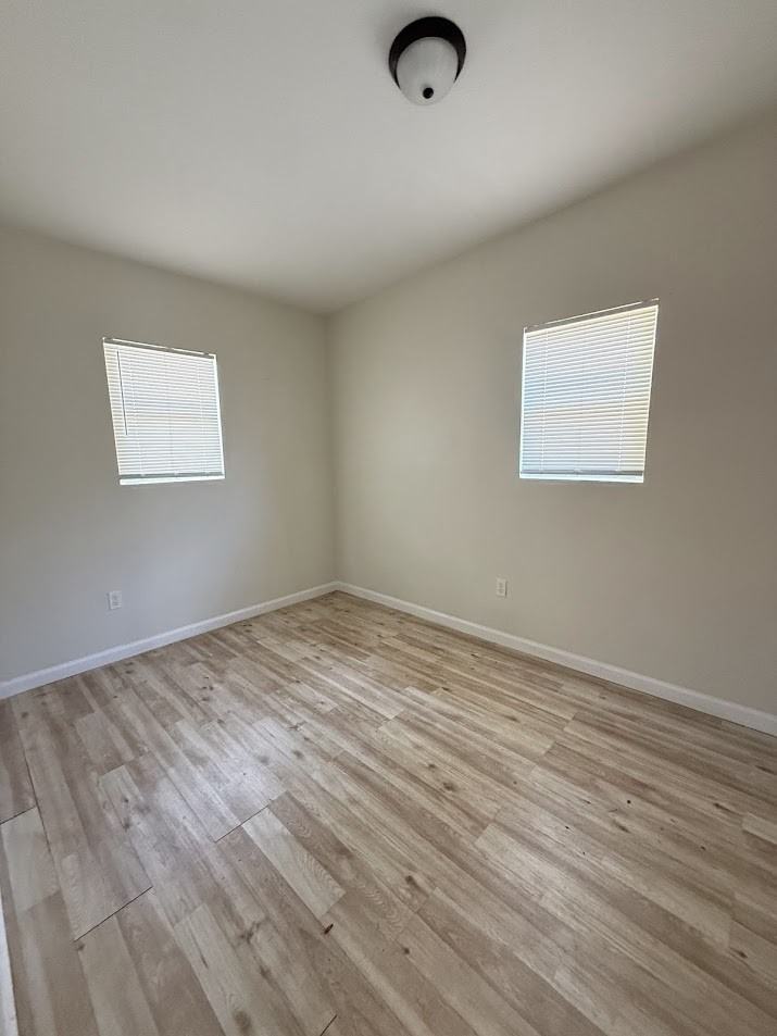 916 Preston Street - Photo 3 of 5