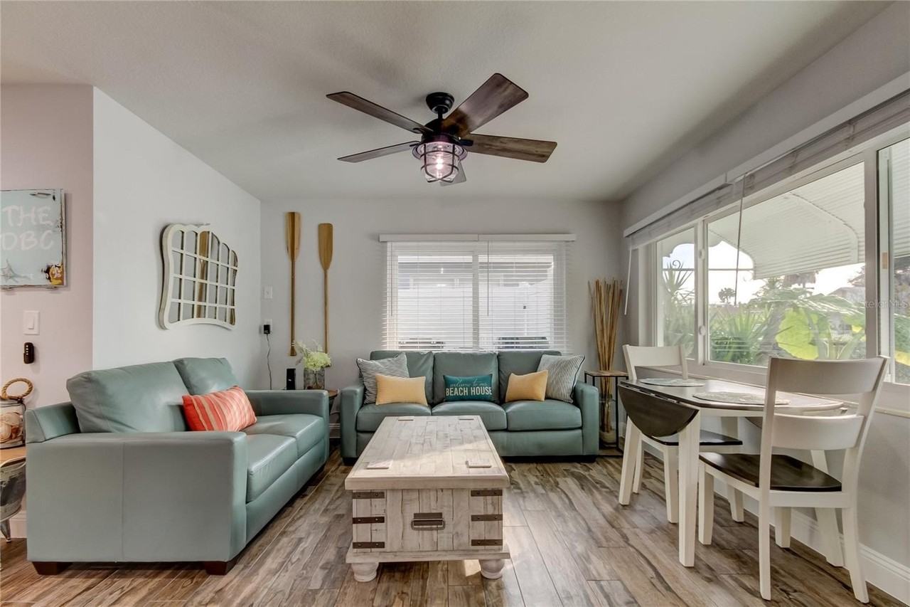 1907 2nd St - Photo 3 of 45