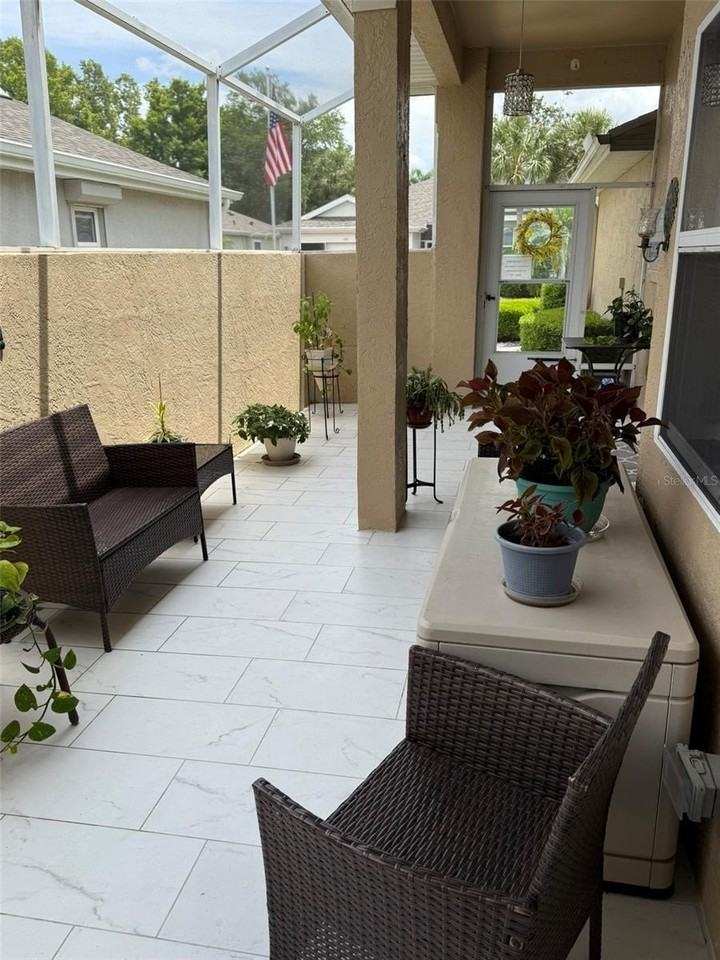 731 Masterpiece Dr - Photo 4 of 50