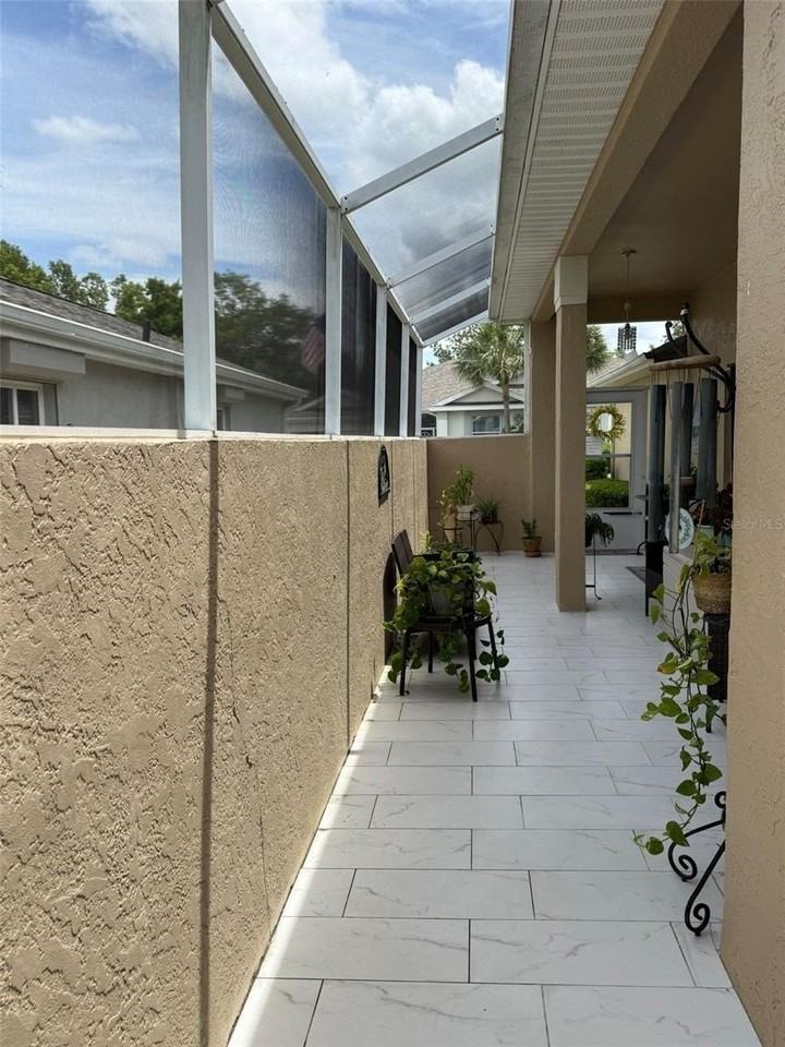 731 Masterpiece Dr - Photo 6 of 50