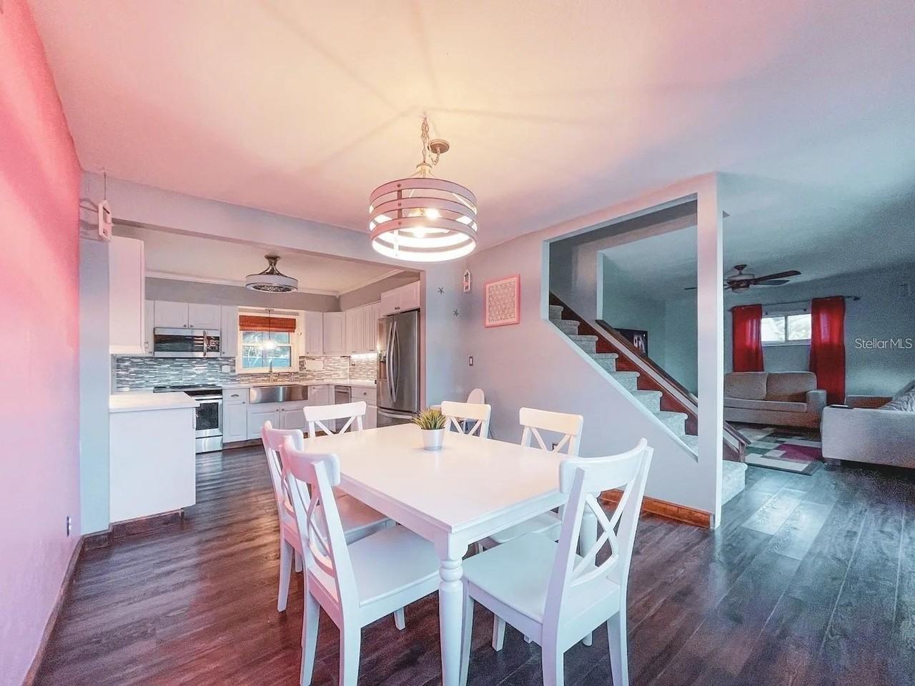 9201 86th Ave - Photo 3 of 16