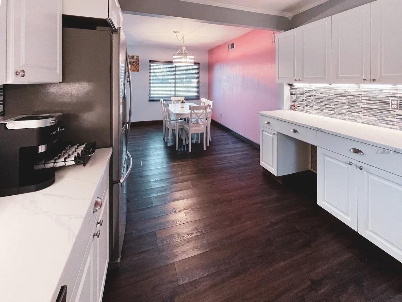 9201 86th Ave - Photo 4 of 16