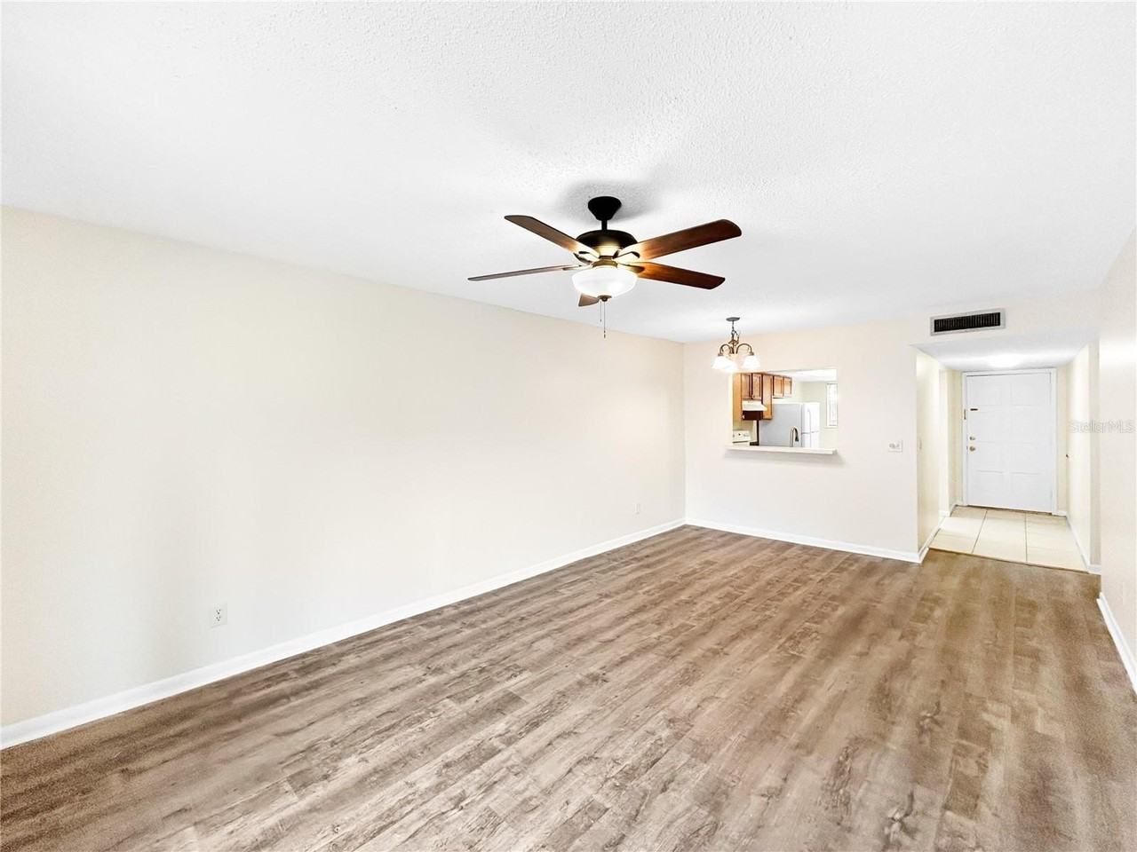 6336 Newtown Cir #36B2 - Photo 3 of 25