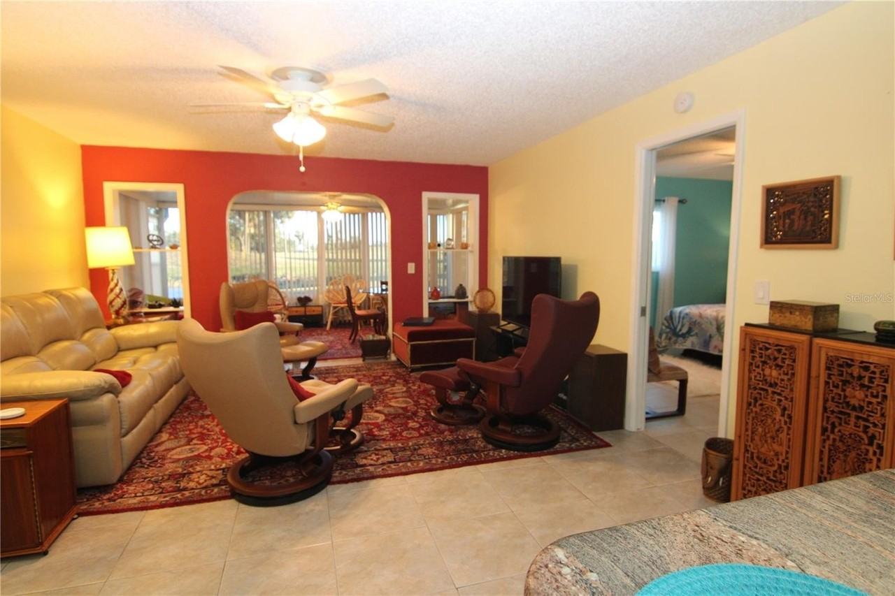 1207 Lakehouse Ct #1207 - Photo 5 of 23