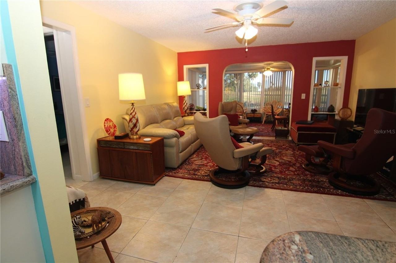 1207 Lakehouse Ct #1207 - Photo 6 of 23