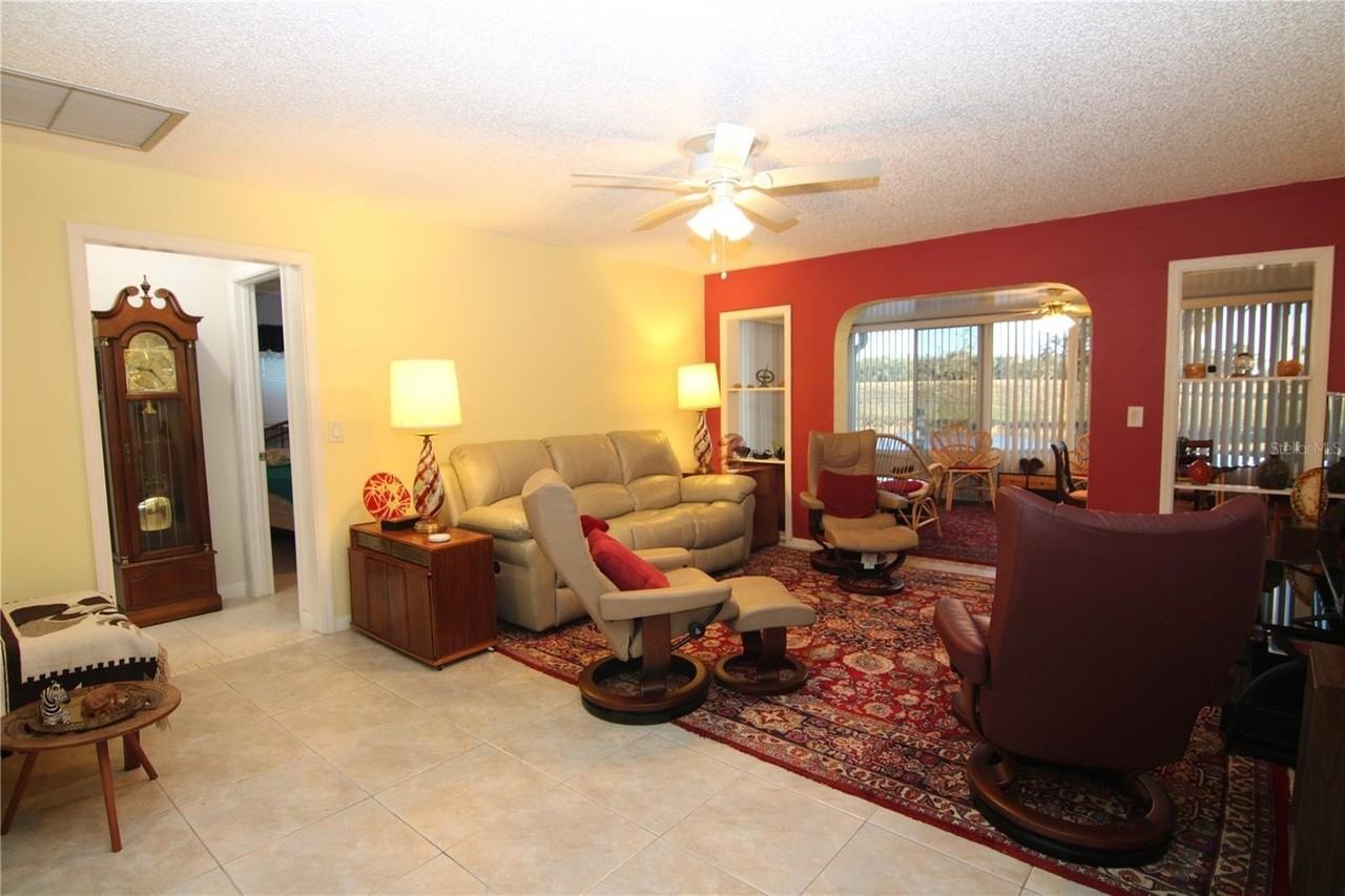 1207 Lakehouse Ct #1207 - Photo 7 of 23