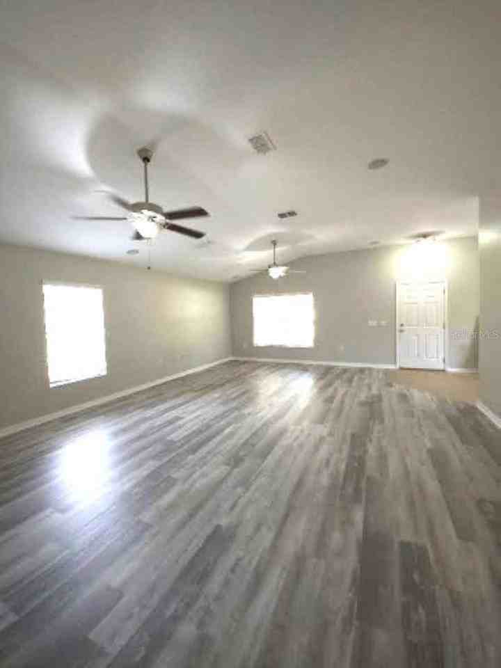 9734 Highland Ridge Dr - Photo 3 of 17