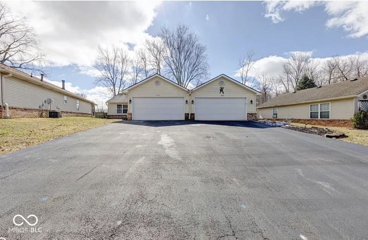 7621 Orchard Village Dr - Photo 2 of 18