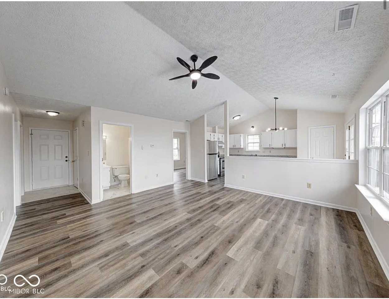 7621 Orchard Village Dr - Photo 5 of 18