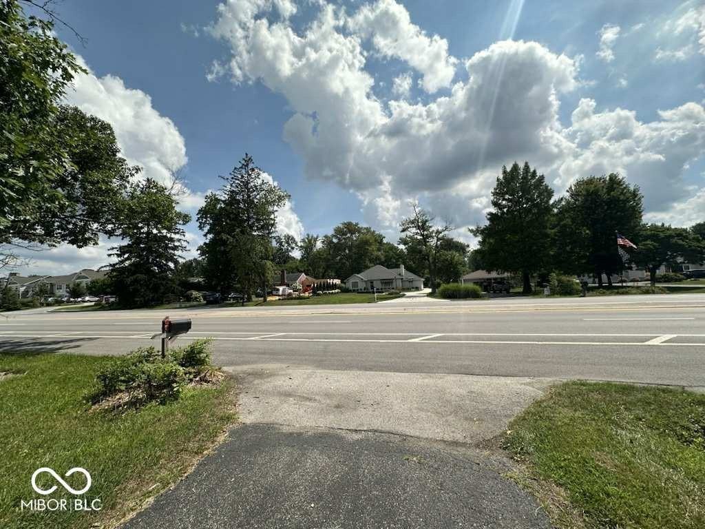 8500 N Meridian St - Photo 4 of 16