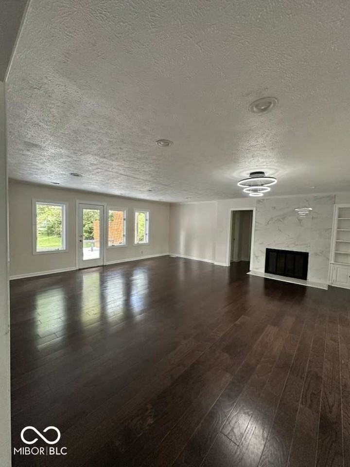 8500 N Meridian St - Photo 7 of 16