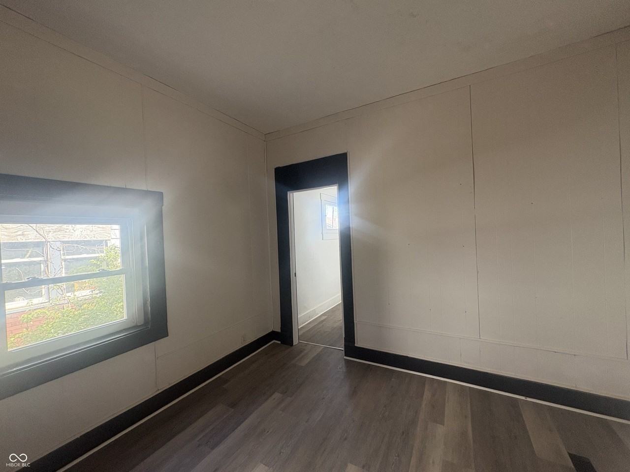 2826 Station St - Photo 4 of 7