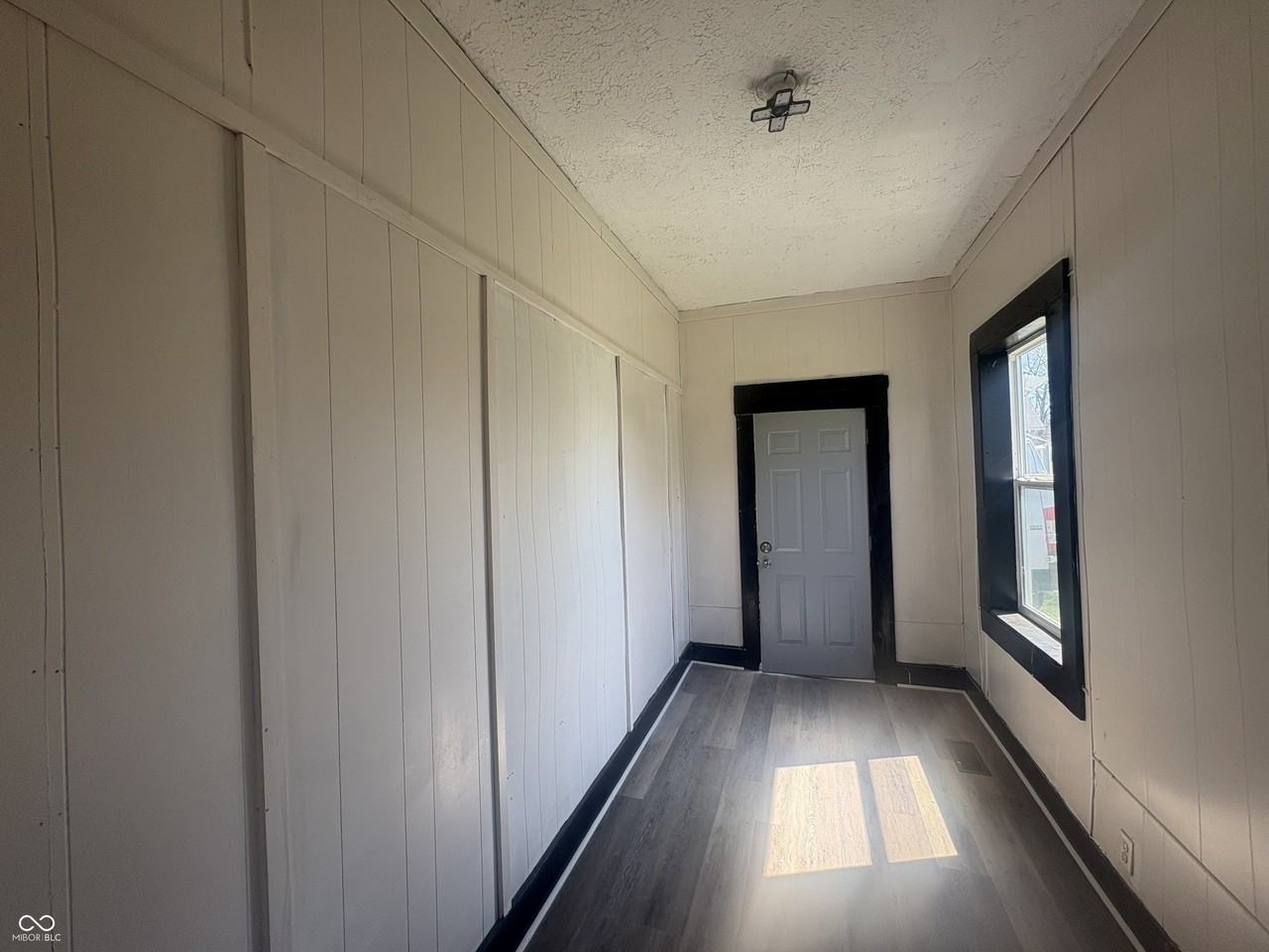 2826 Station St - Photo 5 of 7