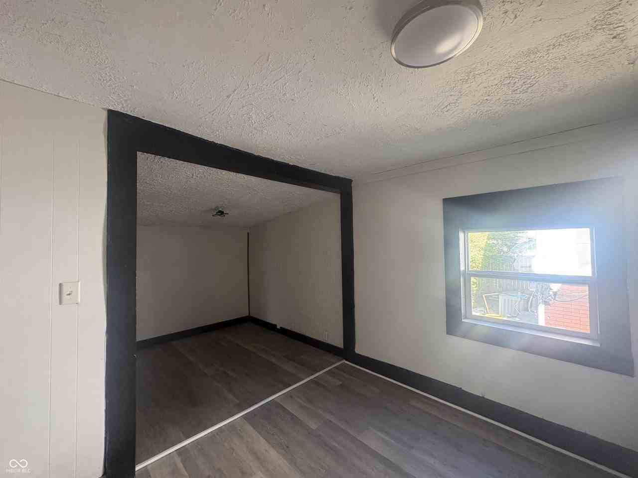 2826 Station St - Photo 6 of 7