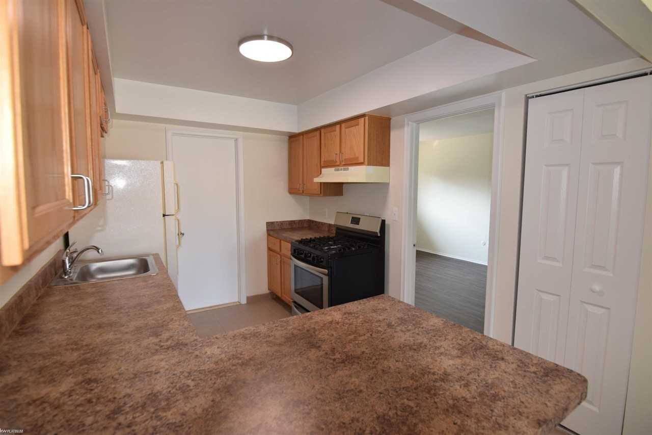 47110 Jefferson Ave #4 - Photo 6 of 12