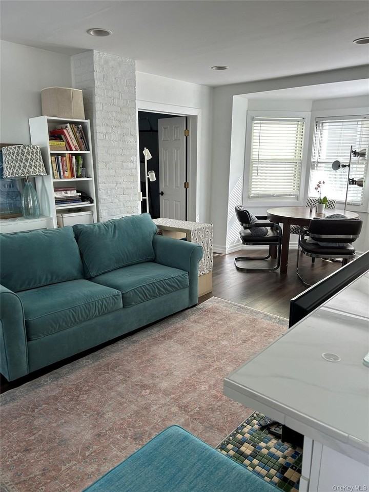 29 Dale Ave - Photo 3 of 24