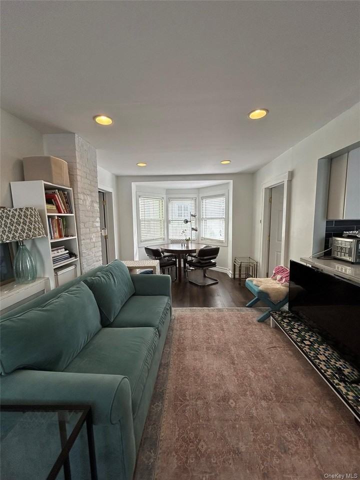 29 Dale Ave - Photo 5 of 24