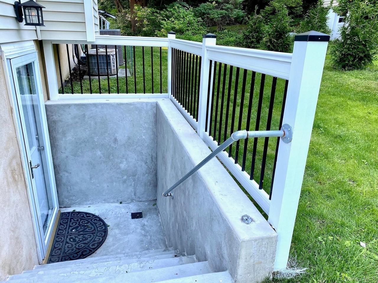 63A Cannon Ct - Photo 4 of 21