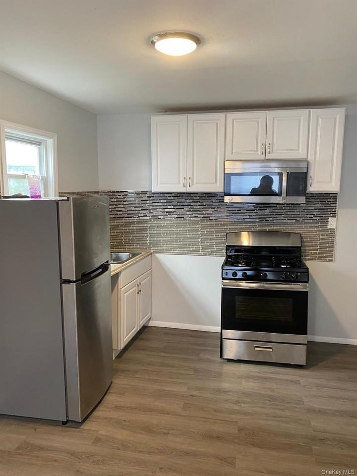 14965 257th St - Photo 2 of 9