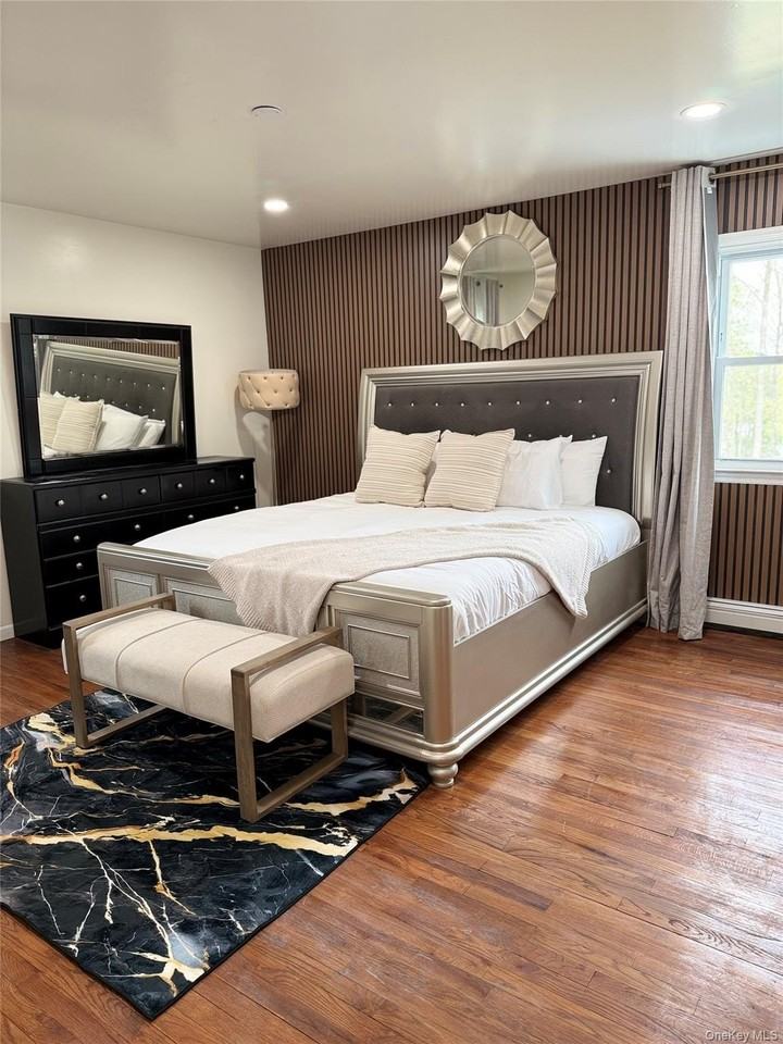 10 Candlewood Rd - Photo 6 of 22